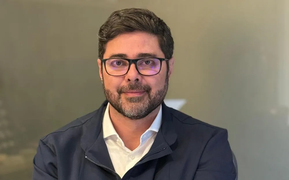 Lifting Facial com Dr. Laertes Thomaz Jr.: saiba quando é o momento certo para rejuvenescer