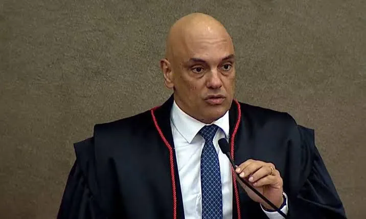 Após atualização das diretrizes da comunidade nas redes sociais que infringem indiretamente os Direitos Humanos, Alexandre de Morais diz que plataformas só permanecerão no Brasil se respeitarem as leis