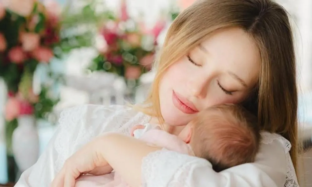 Duda Reis e “Baby Blues”: conheça a condição que faz mulheres no puerpério se sentirem depressivas após o parto