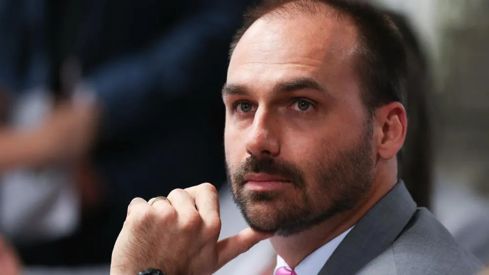 Defensoria Pública da União aponta 'contradição' e pede ao STF pena menor para Eduardo Bolsonaro