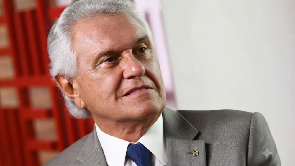 Precisa disso tudo? Justiça ordena que Caiado reduza segurança pessoal de 51 para 4 PMs