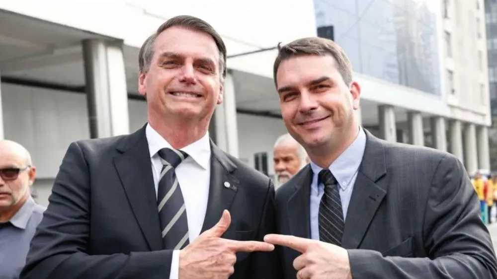 Em carta, Bolsonaro vai definir os palanques da campanha de Flávio