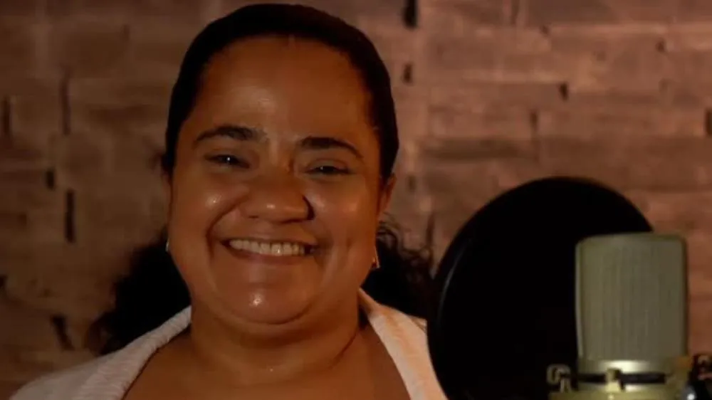 Sobrinha de Arlindo Cruz, Débora Cruz morre aos 45 anos após luta contra AVC