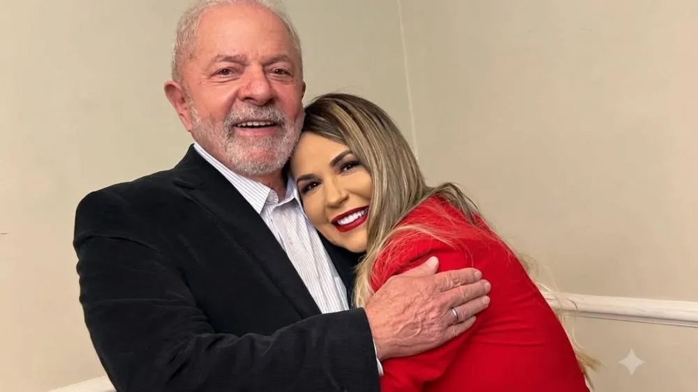 Para fã, Deolane está presa por ser um nome forte apoiando o presidente Lula; o que você acha?