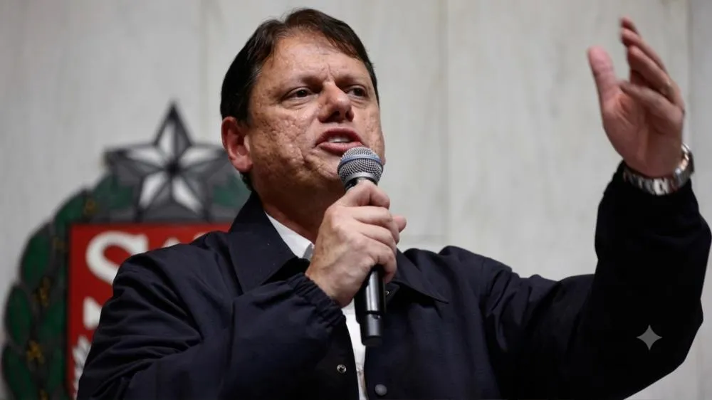 “Temos que sair dessa discussão”, aponta Tarcísio sobre confiabilidade das urnas eletrônicas