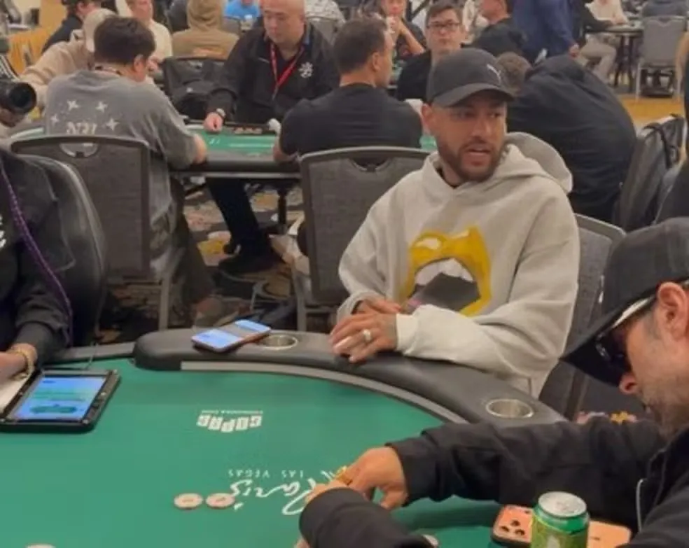 Neymar perde a paciência e manda recado após críticas por torneio de poker: “Vai cuidar da sua vida”
