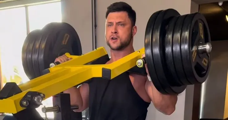 Danilo Cruz Carneiro: O Personal Trainer Mais Procurado de Bariri Que Está Transformando Vidas com Treinos Personalizados