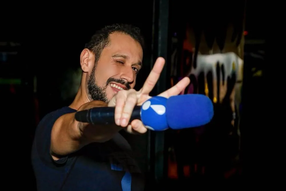 Ele está de volta! Fa Marianno retorna à RedeTV! para reforçar equipe do 'TV Fama'