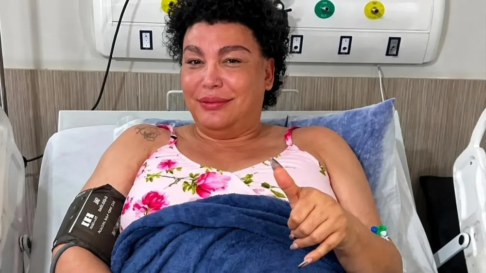 Influenciadora Luisa Marilac é internada às pressas com quadro infeccioso e faz alerta na web