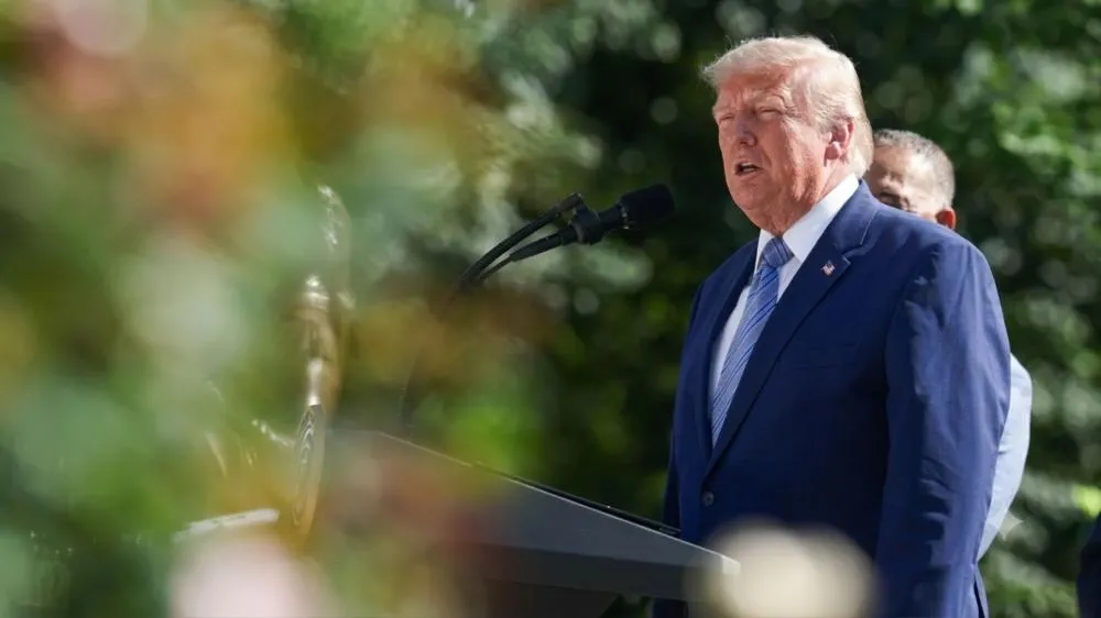 Trump mantém emergência nacional sobre o Brasil e alega censura do STF