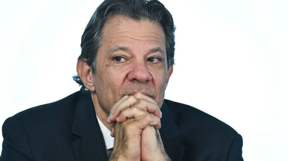 Preocupado, Haddad aposta em propostas para reduzir vantagem de Tarcísio