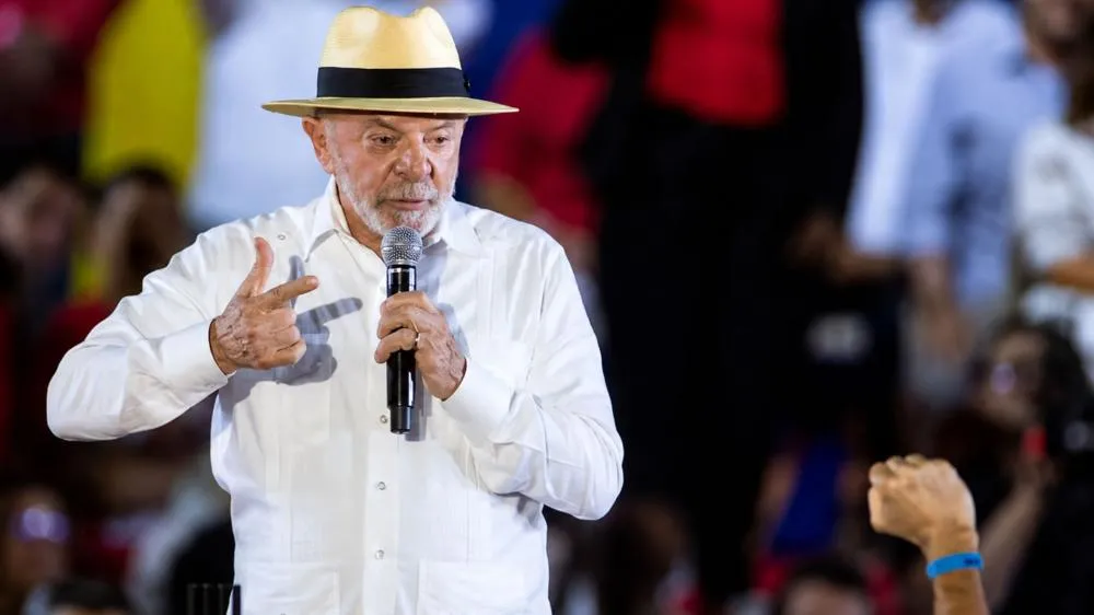 Lula admite erro ao pedir votos na Bahia: “Vou ser multado”