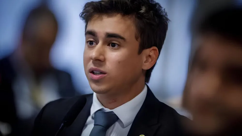 Nikolas Ferreira é condenado a pagar R$20 mil por chamar PT de 'Partido dos Traficantes'