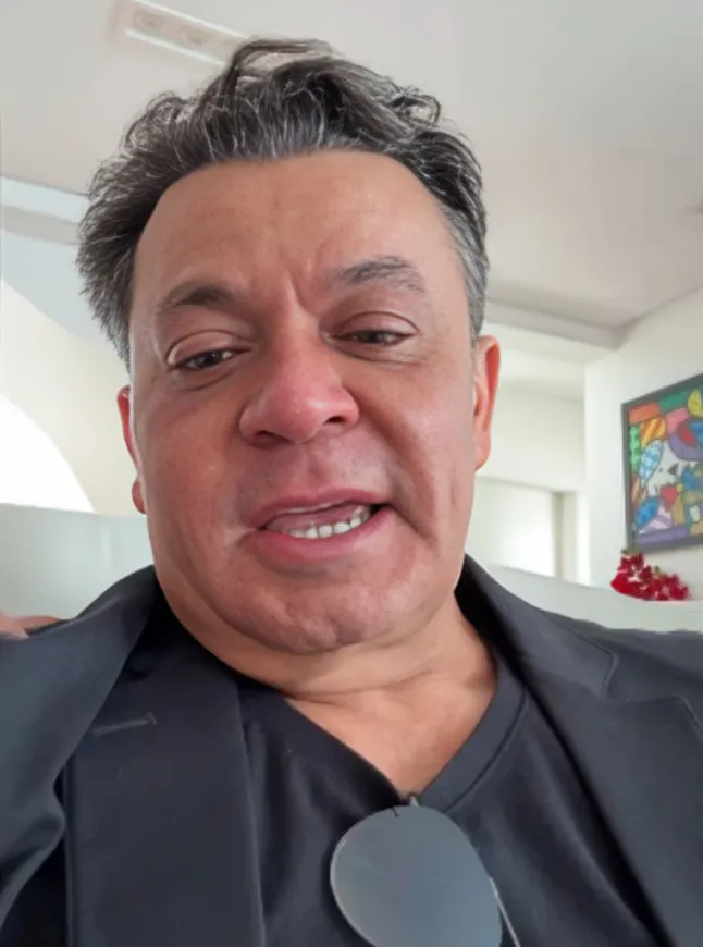 Frank Aguiar se emociona ao perder o pai e desabafa após não conseguir se despedir: “Não vai dar tempo de chegar”