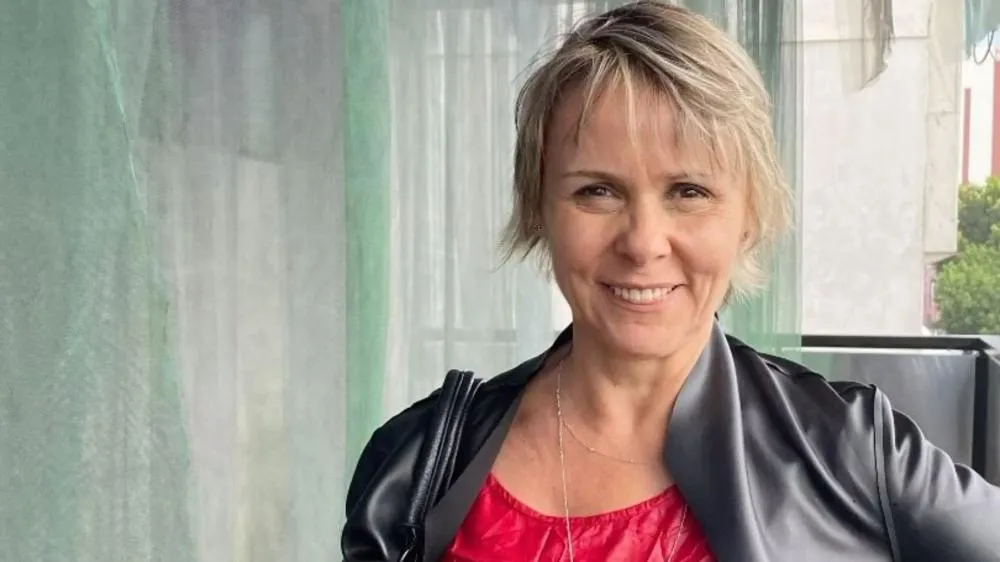 Taxista acusa Giulia Gam de calote; atriz explica confusão e paga corrida