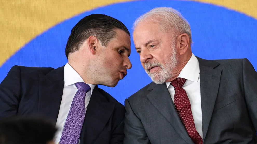 Hugo Motta rompe silêncio e confirma apoio a Lula na eleição presidencial