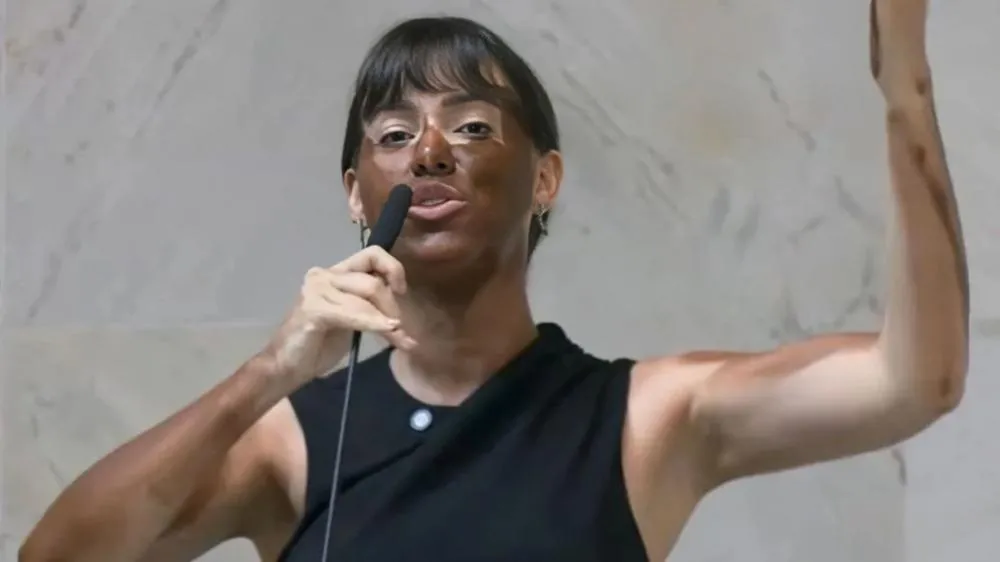 PSol pede impugnação de candidatura de Fabiana Bolsonaro por declaração racial