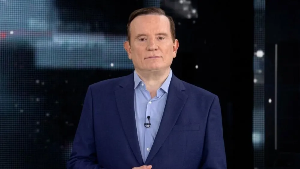 Globo nega rumores de contratação para integrar Roberto Cabrini ao seu elenco