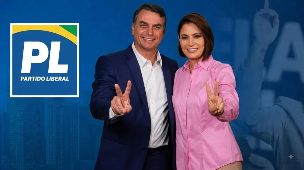 Após reencontro, Flávio tenta ampliar presença de Michelle na campanha eleitoral