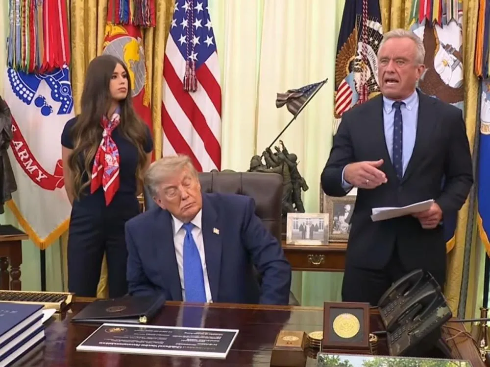 OMS reage após Trump mudar política de vacinação infantil nos EUA