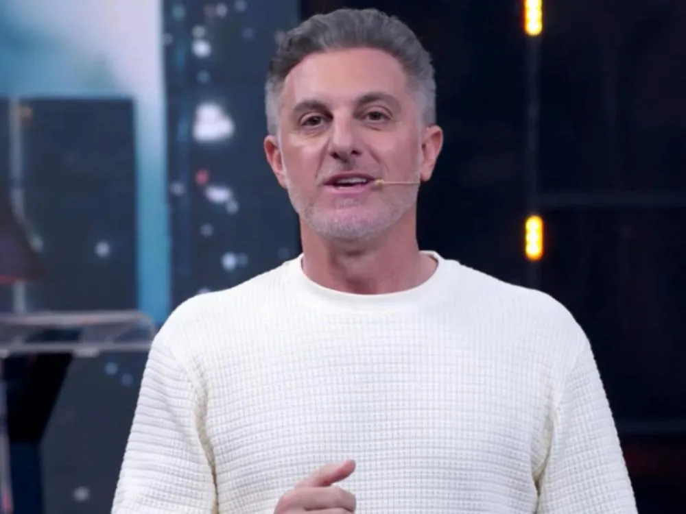 Luciano Huck fala sobre possível aposentadoria após décadas de carreira: “É difícil”