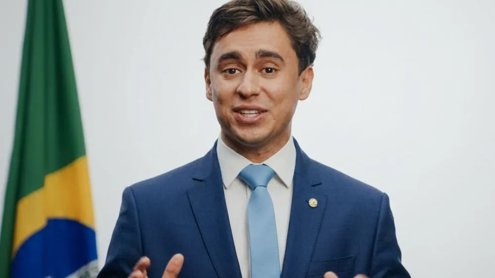 Nikolas Ferreira ressurge nas redes após 'apagão' e dá largada à sua campanha eleitoral