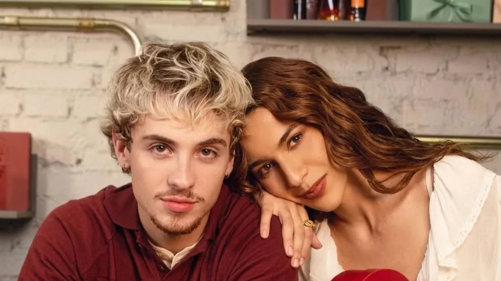 Acabou! Juliano Floss anuncia término de seu relacionamento com Marina Sena