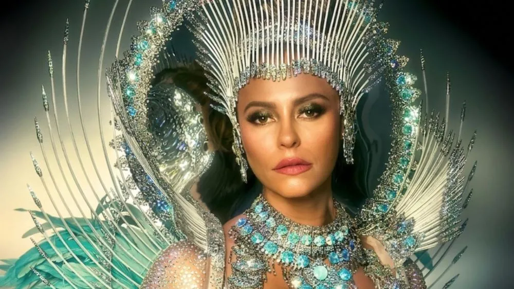 Paolla Oliveira decide continuar no Carnaval carioca e choca Grande Rio
