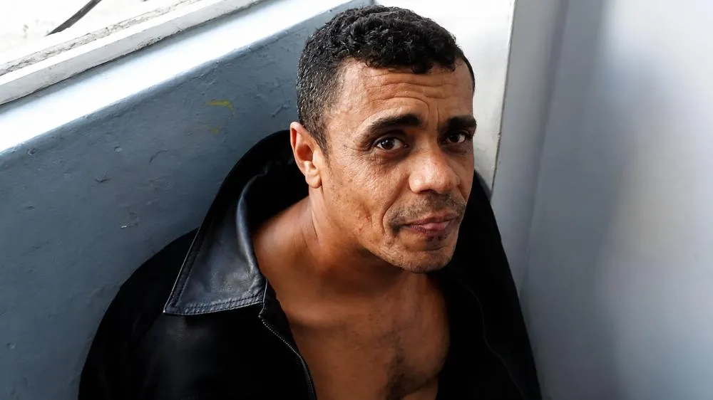 Algoz de Bolsonaro, Adélio Bispo, se recusa a responder perguntas em avaliação mental na prisão