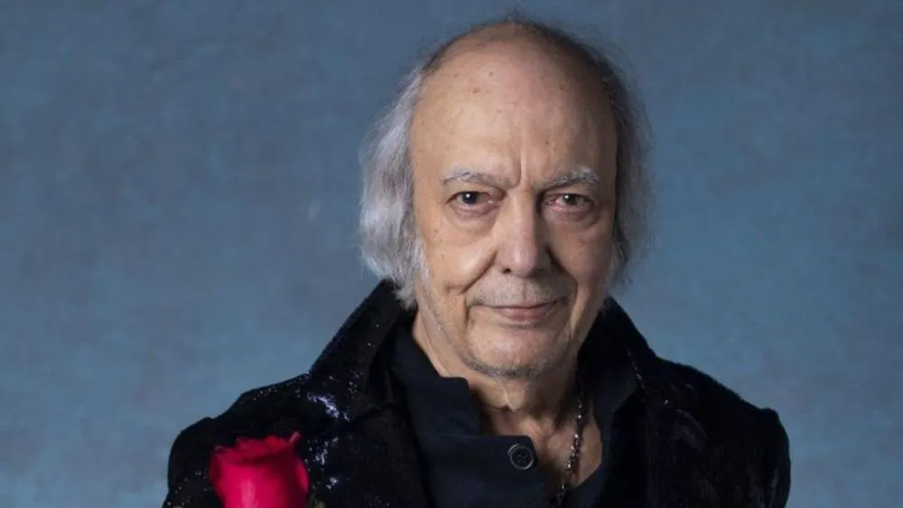 Filhos de Erasmo Carlos pedem investigação sobre transferências após morte do cantor