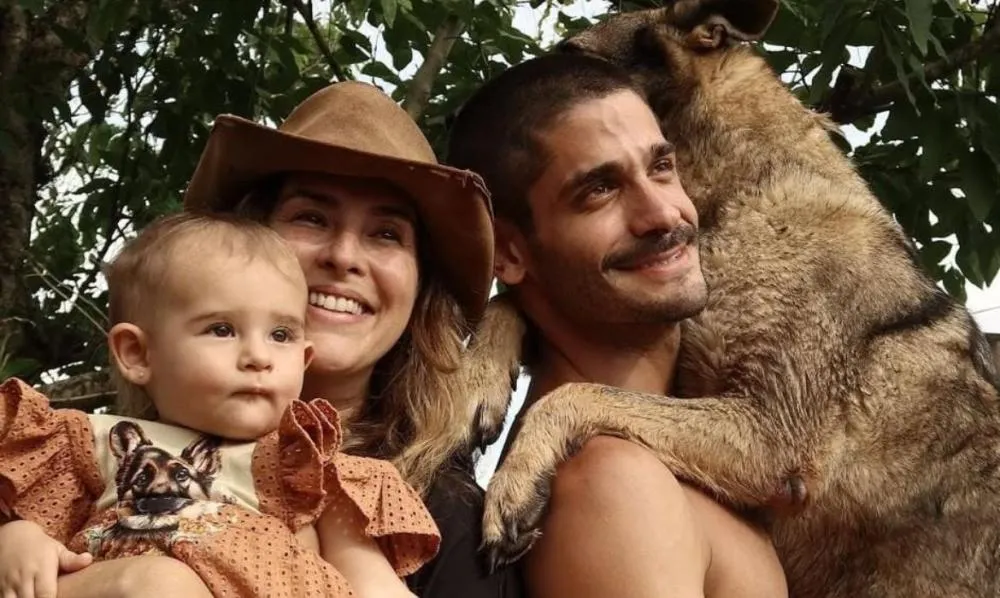 Fernanda Paes Leme anuncia rompimento com Victor Sampaio: “Nossa relação agora é de amigos e pais da Pilar”