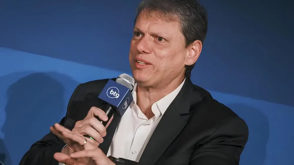 Tarcísio aponta que fim das bets foi medida eleitoreira de Lula; você concorda?