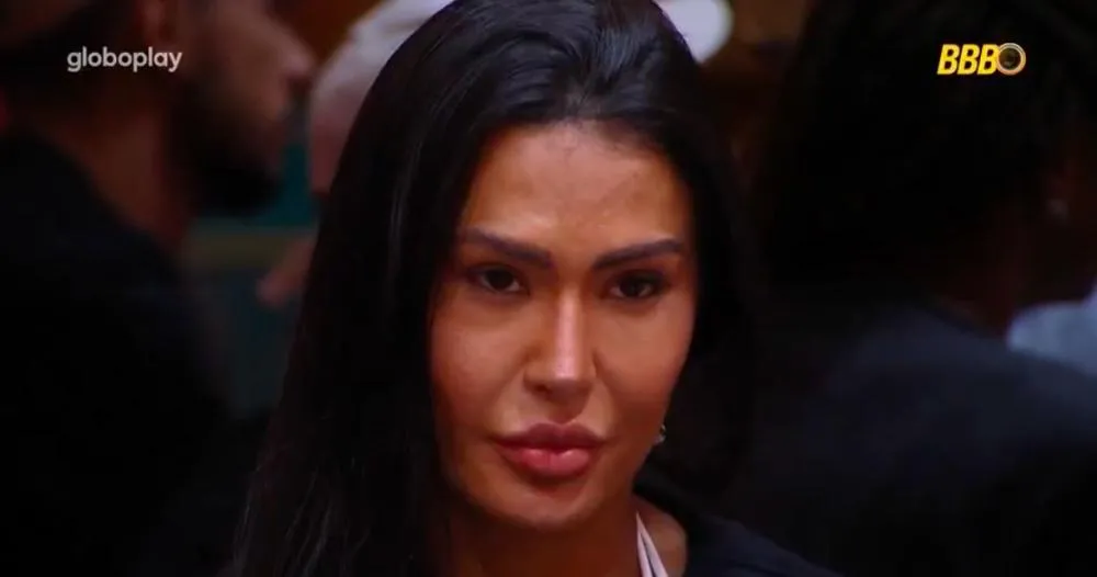 BBB 25: Gracyanne se revolta após dinâmica do Big Fone e dispara contra sister: “Dar na cara dela”