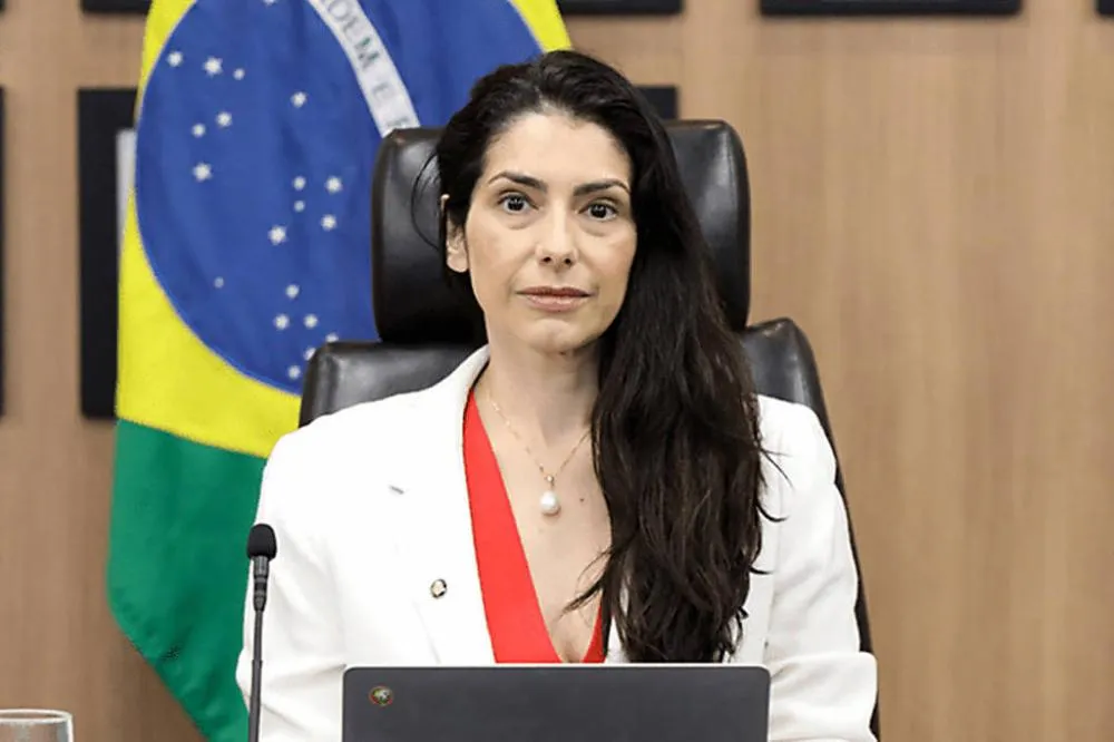 Ministra que tomou decisão sobre púlpito vazio em debate já atuou no governo Lula