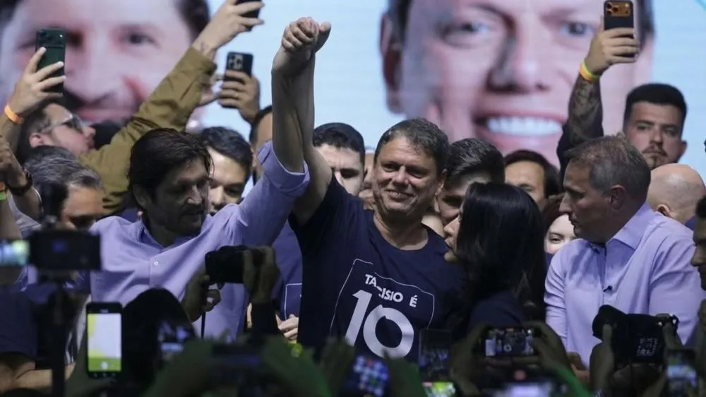 Tarcísio nega pensar na Presidência em 2030 e diz focar em bom mandato