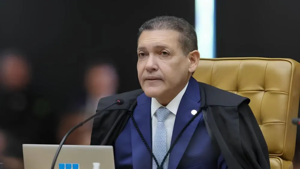 Nunes Marques libera vídeos de Flávio que associam Lula a Moraes e Lulinha ao Careca do INSS
