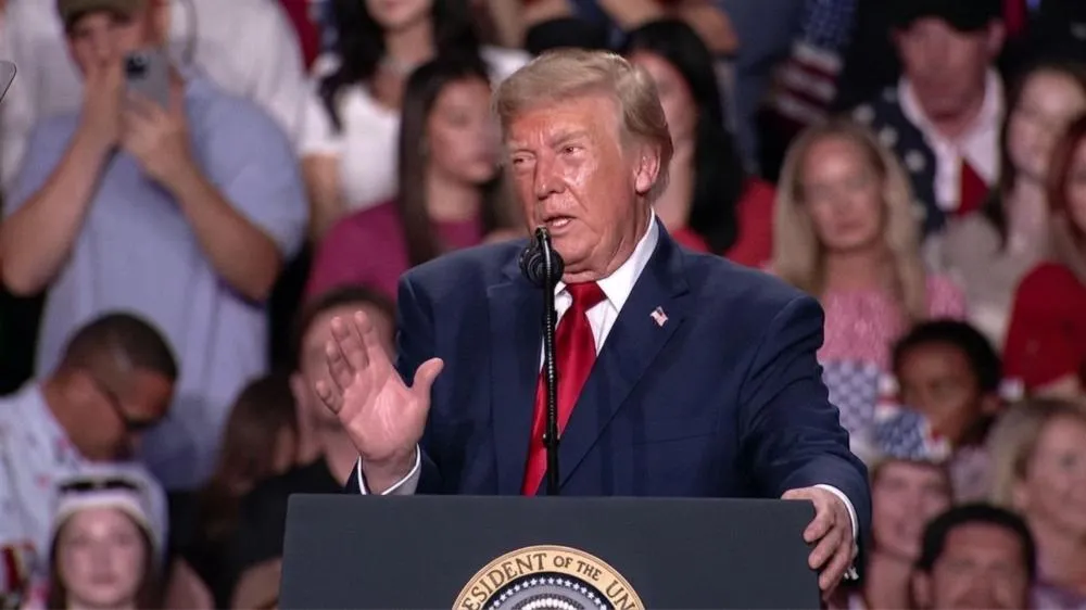 Em carta, deputados dos EUA acusam governo Trump de tentar influenciar nas eleições brasileiras