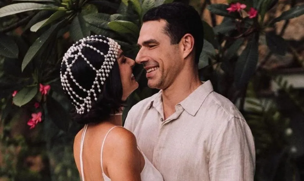 Confira a lista de presentes de casamento de Isis Valverde e Marcus Buaiz; valores ultrapassam o de 42 mil reais