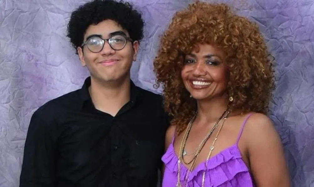 Gaby Amarantos parabeniza filho em post e declara: “Ser mãe solo no Brasil não é fácil”