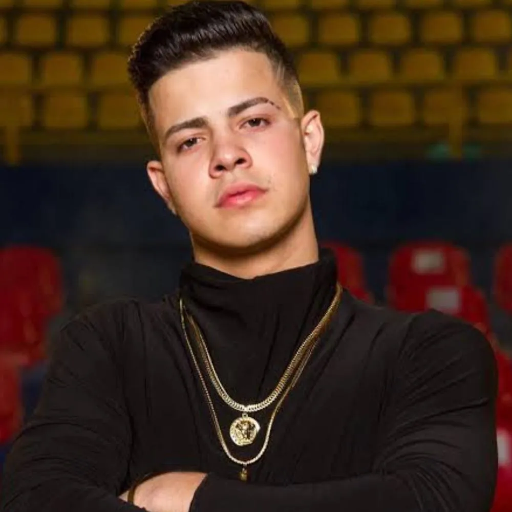 MC Jottapê abandona carreira no funk e se converte como cristão