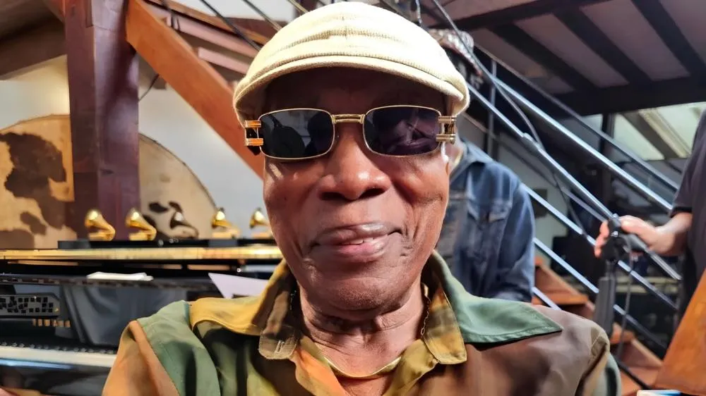 Milton Nascimento completa 84 anos e recebe homenagens de fãs e famosos