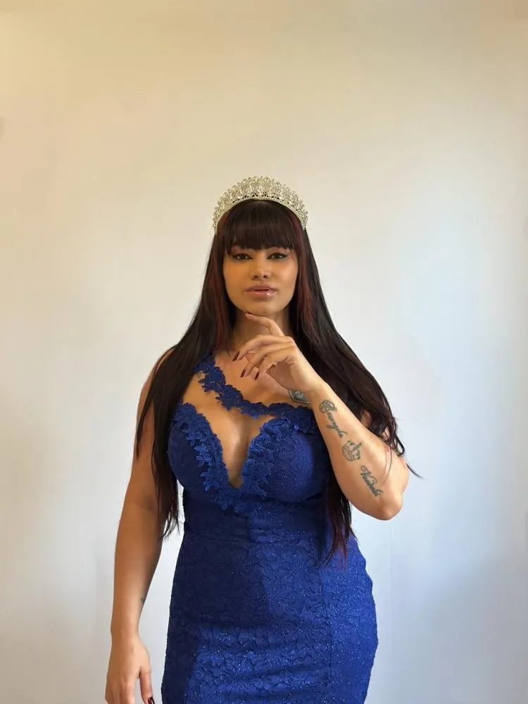 Musa do Vasco Bia Fernandes conquista 3º lugar no Miss Mundo Tattoo e celebra estreia no pódio: “Vou honrar esse título”