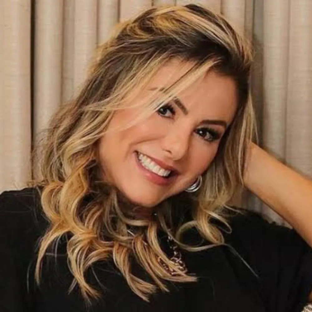 Poliana, esposa do cantor Leonardo, dá dicas para seus fãs de como superar uma crise no relacionamento