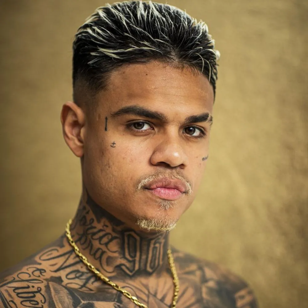 MC Cabelinho desabafa sobre projeto de lei Anti-Oruam: “Vocês perseguem tudo o que vem da favela”