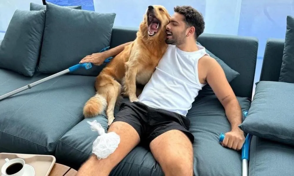 Pedro Sampaio faz cirurgia para reparar ligamento rompido em show; saiba detalhes