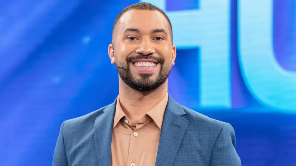 Gil do Vigor rasga o verbo contra empresa de empréstimos: 'Usando minha imagem'