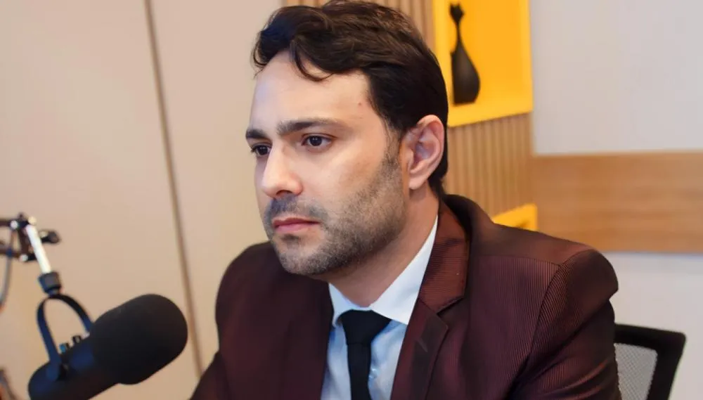 Dr. Pompilio Donato Analisa os Desafios e Impactos da Reforma Tributária no Brasil.