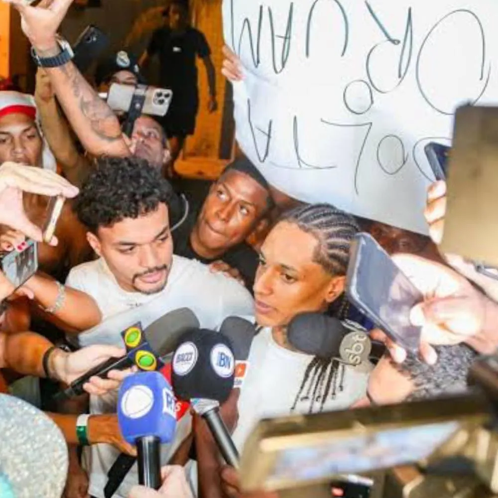 Jornalista do SBT é agredido por fãs do rapper Oruam, preso por condução perigosa ao volante