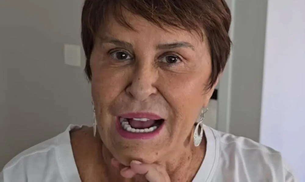 Após passar por cirurgia para retirar aneurisma, Márcia Sensitiva recebe alta e acalma seguidores: “Estou bem”