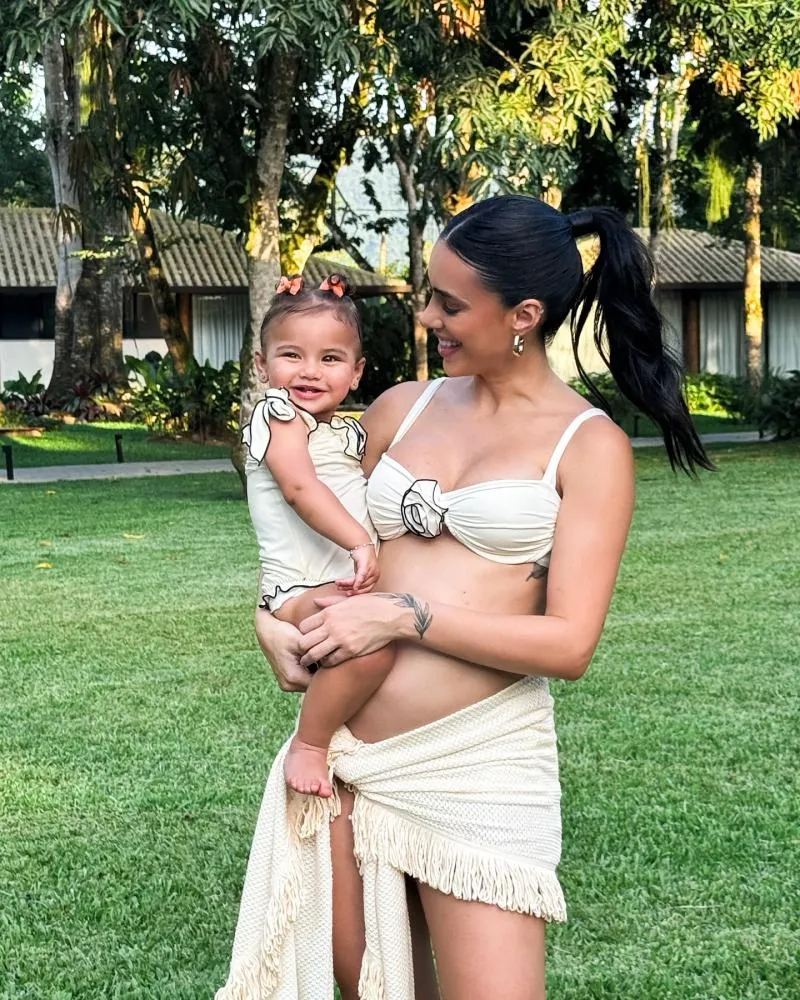 Bruna Biancardi denuncia perfil que atacou filhos de Neymar e pede ajuda nas redes